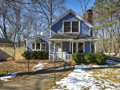 33 Canterbury Rd, Ringwood, NJ, 07456