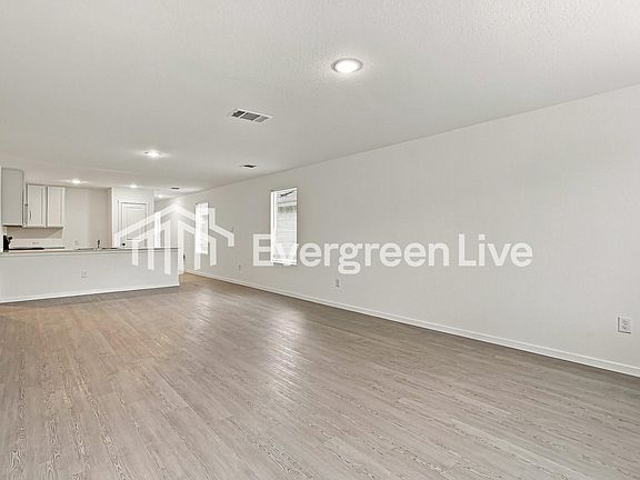 2nd image of 20733 Maple Grv