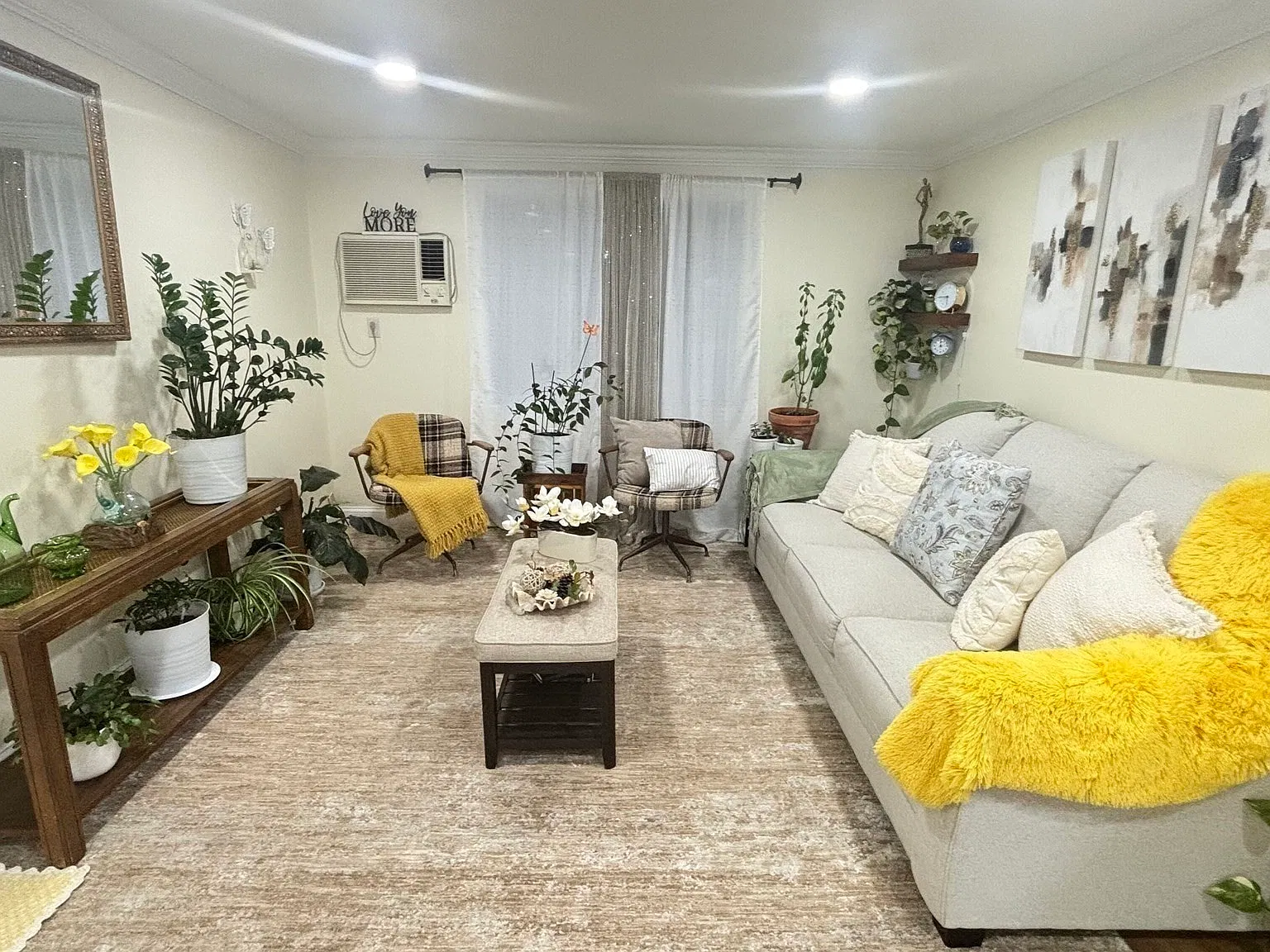 2 bed, 688 sqft, $2,100 — Photo 4