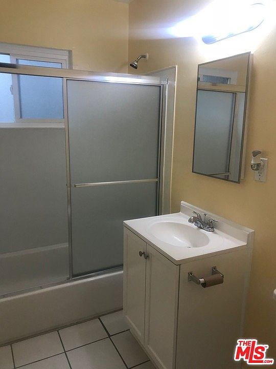 2nd image of 6216 Beck Ave APT 4