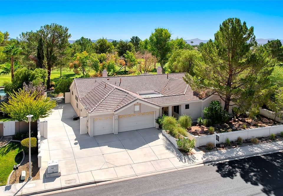 1st image of 1579 Bermuda Dunes Dr