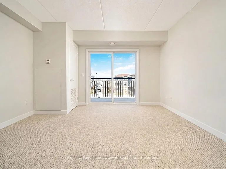 43 Goodwin Dr #307 — Photo 18
