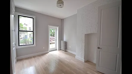 Rented by Roomeze