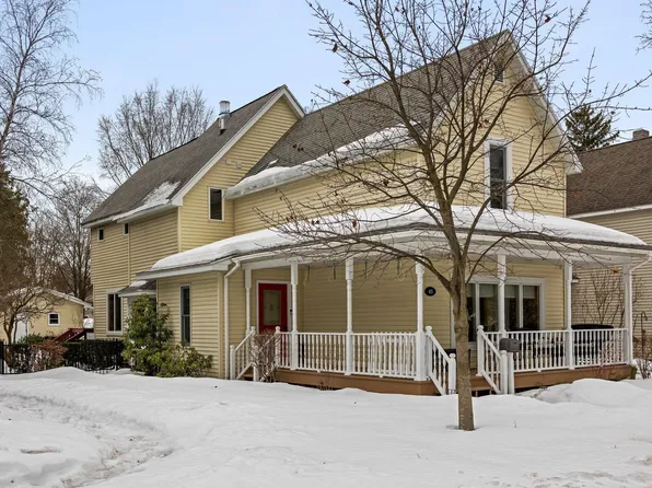 425 W 9th St, Traverse City, MI 49684