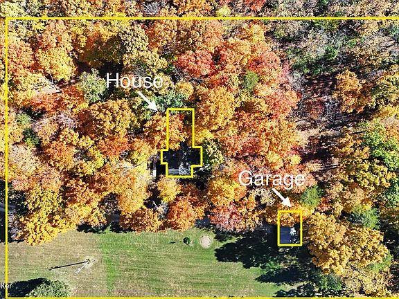 3rd image of 243 Briarway Dr