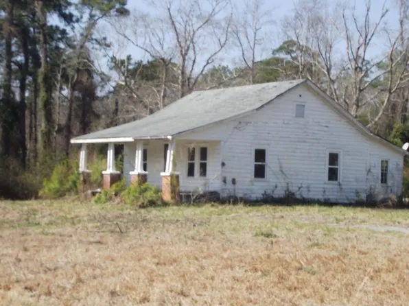 204 Pelletier Loop Rd, Peletier, NC 28584