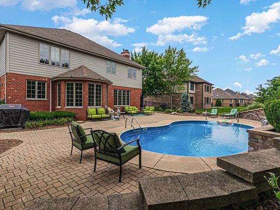 4th image of 22985 Toscana Dr