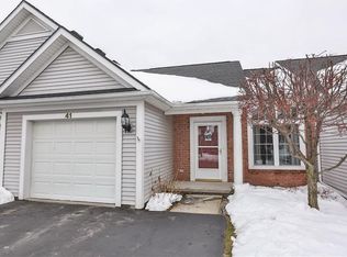 41 Amberwood Pl, Rochester, NY 14626