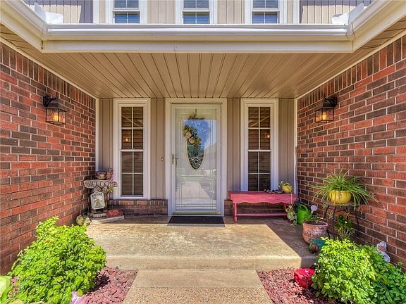 4th image of 9949 Birkenhead Ct