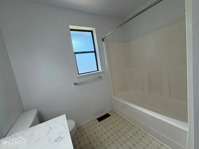 5606 Mount Clemens Way — Photo 9
