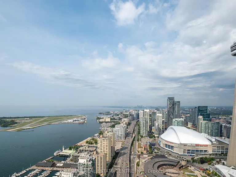 10 York St #6210 — Photo 43