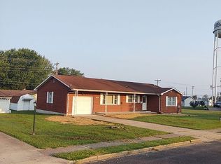 404 Crestview St, Cuba, MO 65453