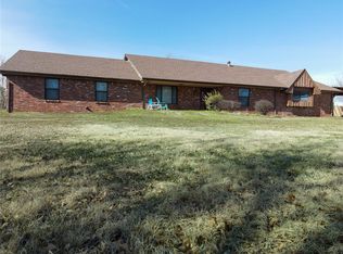 19101 Cleaton Dr, Edmond, OK 73012