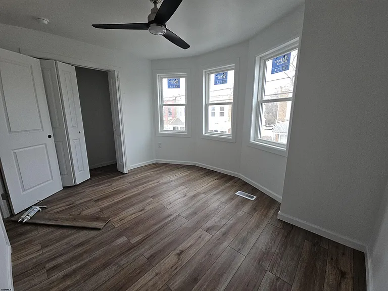 902 Keener Ave — Photo 18