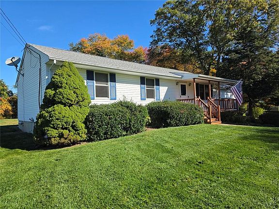 2nd image of 9 Courtney Ln