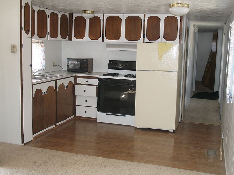 2nd image of 336 Grant Ave Trlr 6