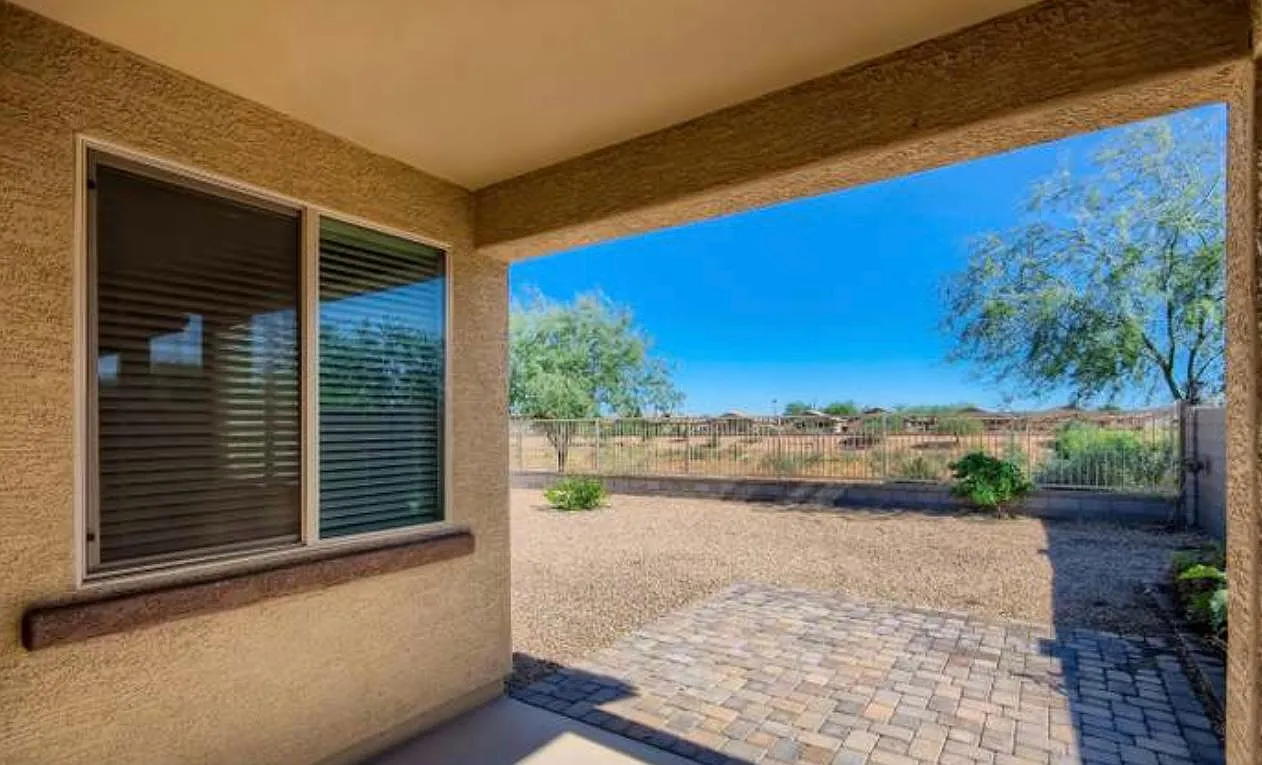 35359 N Donovan Dr — Photo 4