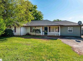 1081 Southfield St, Inman, SC 29349