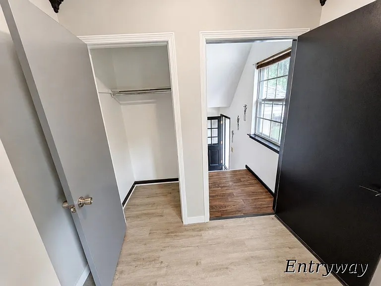 315 SE Melody Ln #B — Photo 7