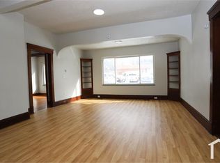 5611 Fleet Ave, Cleveland, OH 44105
