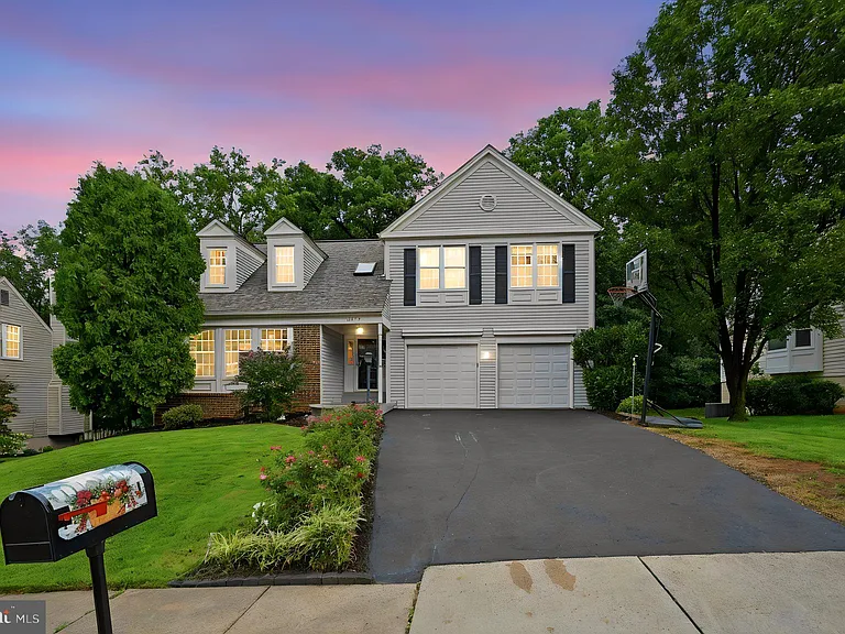 10212 Winged Elm Cir — Photo 3