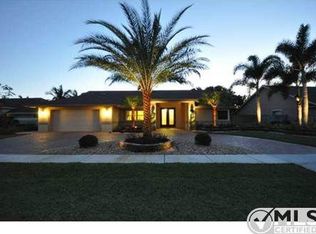 1713 Grantham Dr, Wellington, FL 33414