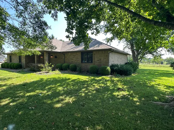 1212 Laurie Street, Mountain Grove, MO 65711