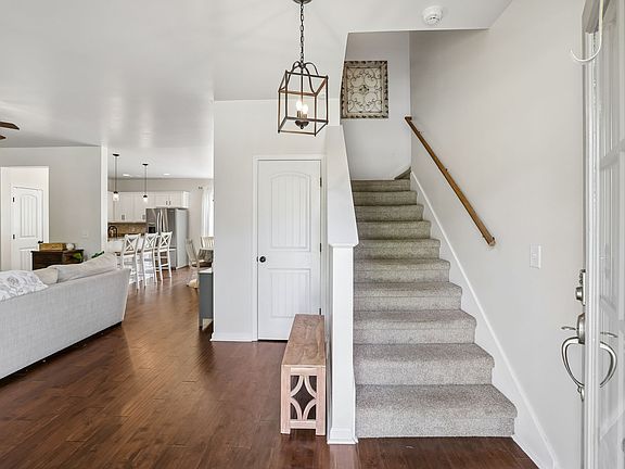 4th image of 2043 Audubon Ln
