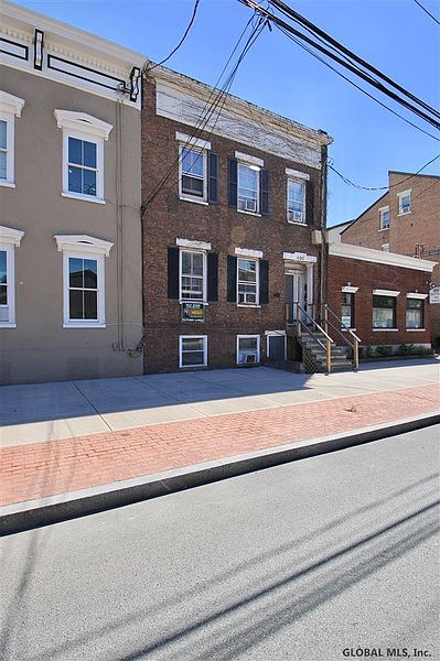 4th image of 408 UNION Street