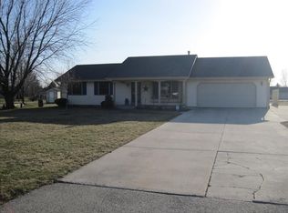473 Herford Dr, Wales, WI 53183