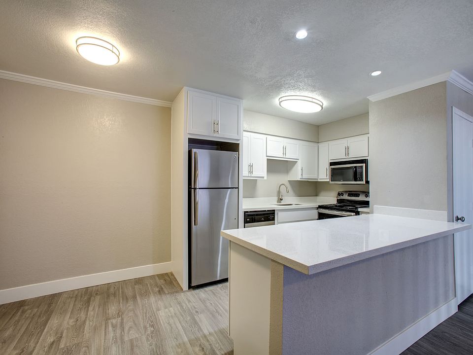 1st image of 1960 W Keating Ave APT 113