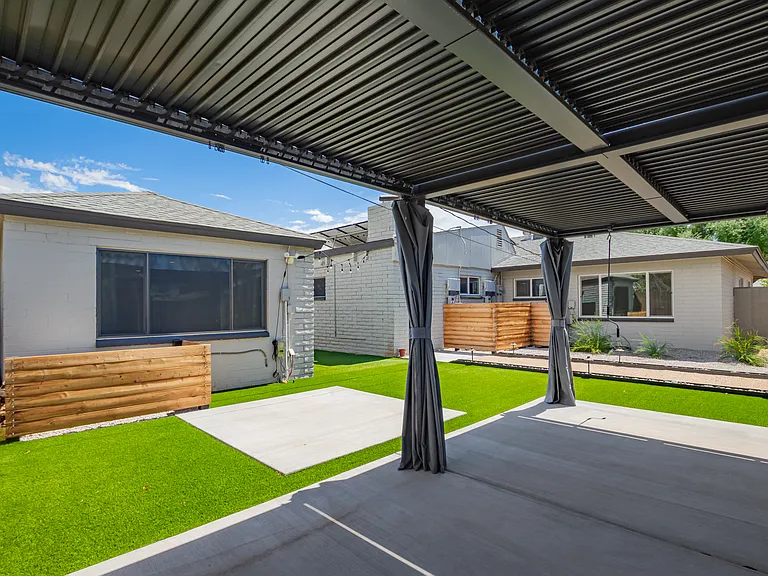 2136 W Village Dr — Photo 45