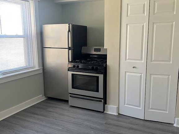 4th image of 4102 Eastern Ave APT 6