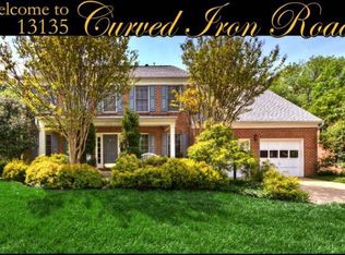 13135 Curved Iron Rd, Herndon, VA 20171