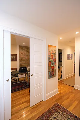 Rented by R New York | media 23