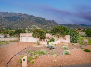 652 Cougar Loop NE, Albuquerque, NM 87122