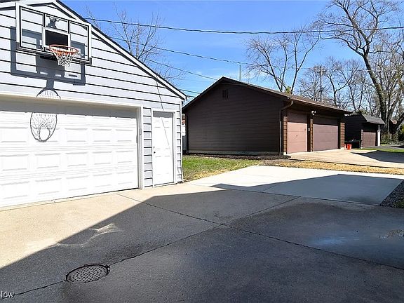 4th image of 18423 Winslow Rd #2&3