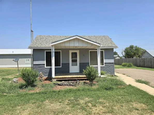 210 E 11th St, La Crosse, KS 67548