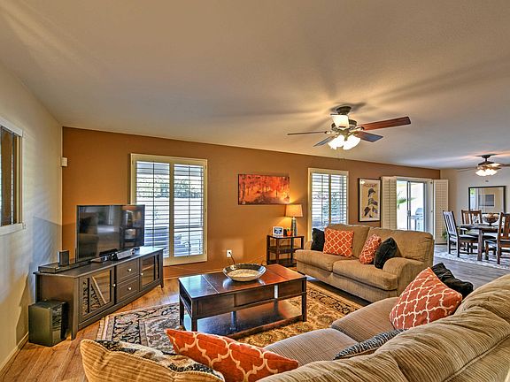 4th image of 26613 S Lakewood Dr