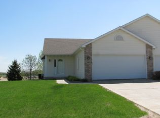 802 Dunn Ave, Oregon, WI 53575