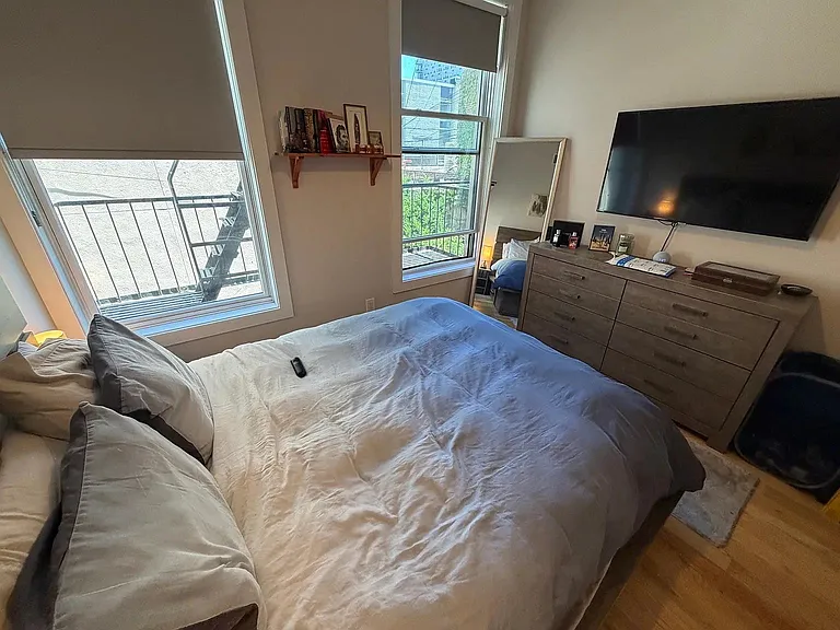 419 Washington St #2 — Photo 16