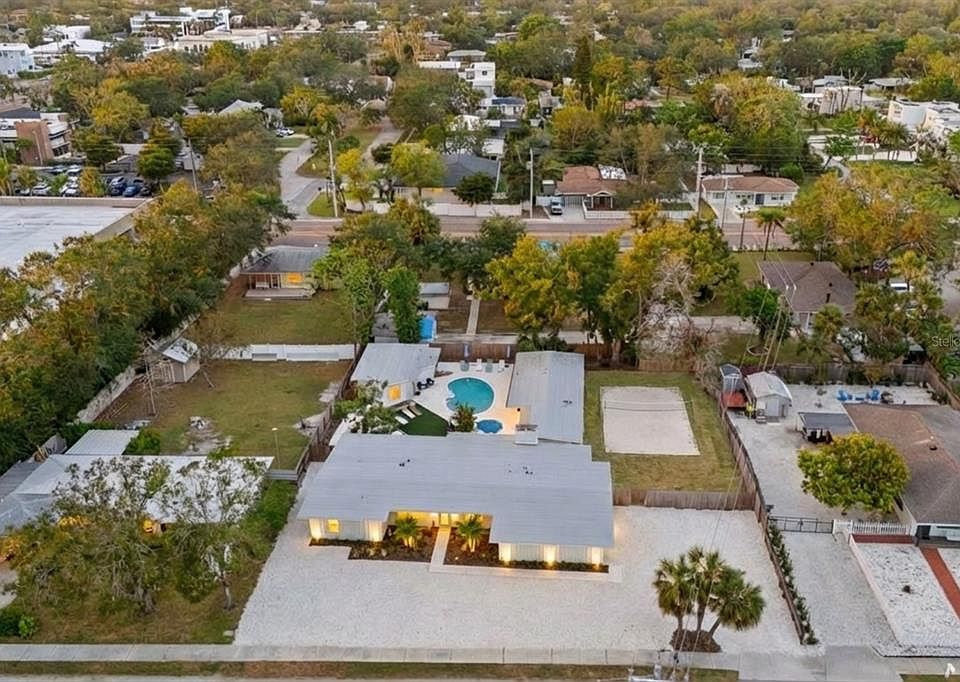 1st image of 2069 BOUGAINVILLEA STREET