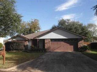 7712 Barryknoll Ln, Port Arthur, TX 77642