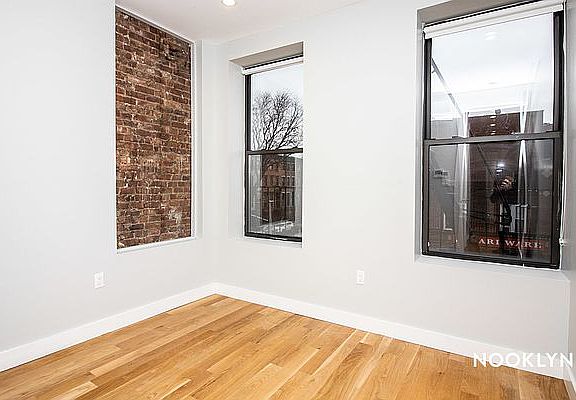 4th image of 423 Marcus Garvey Blvd APT 1R