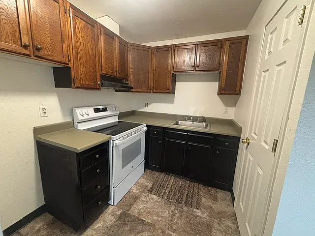 47675 Price Ave #4