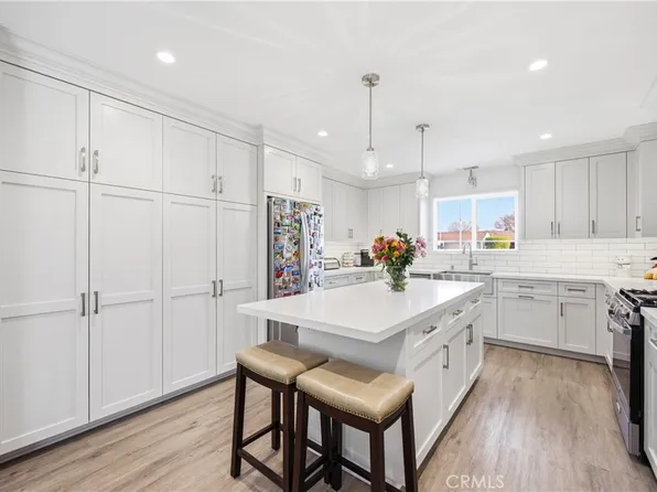 2235 Clover St, Simi Valley, CA 93065