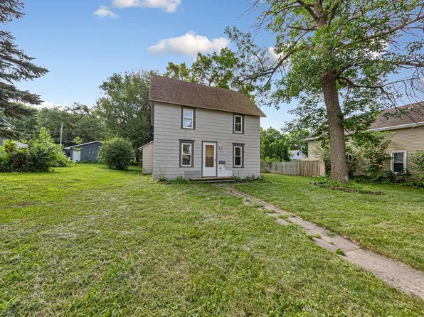 1519 N 4th St, Mankato, MN 56001
