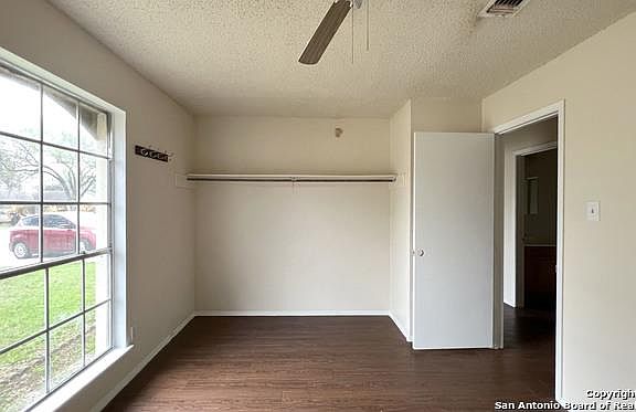 5th image of 7414 Pipers Run St