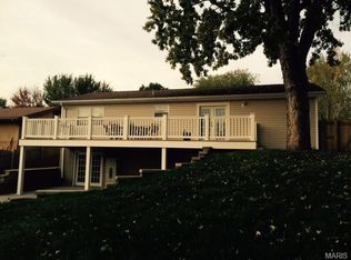 3 River Bluff Dr, Saint Peters, MO