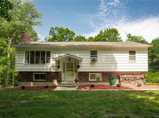 151 Old West Point Rd E, Garrison, NY 10524